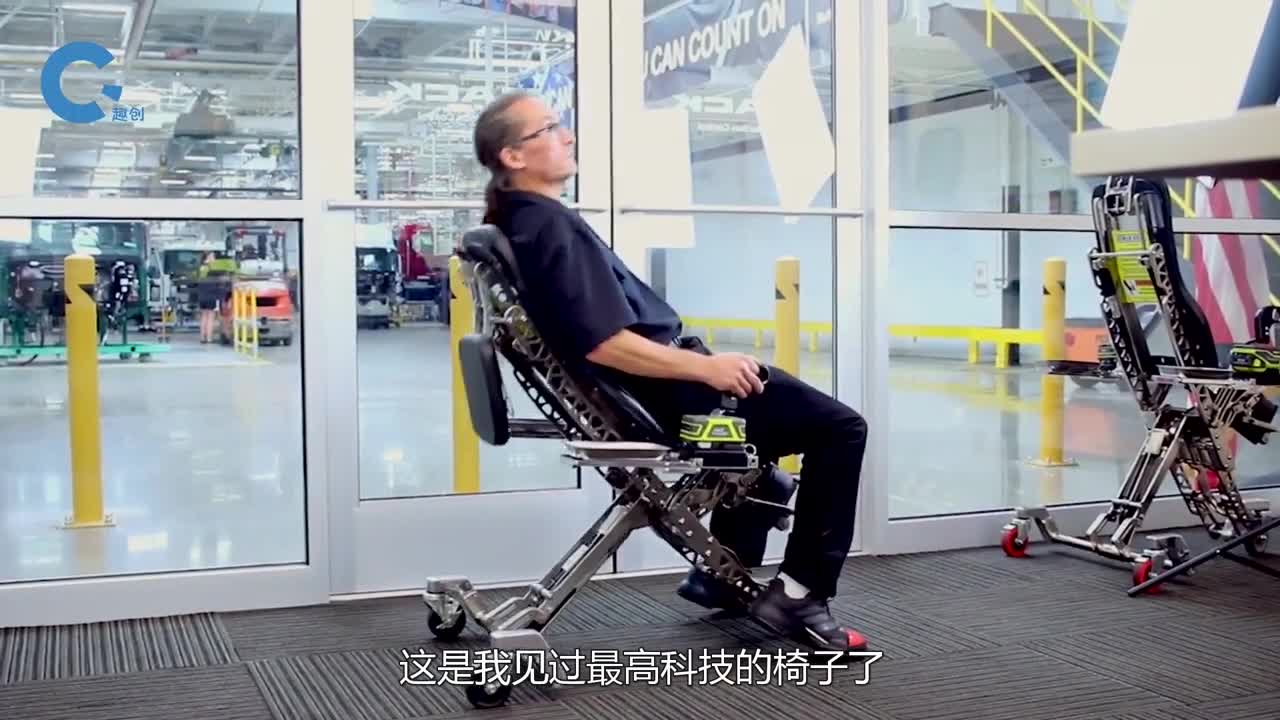 国外发明神奇变形座椅随意切换座椅和躺椅形态简直太舒服了