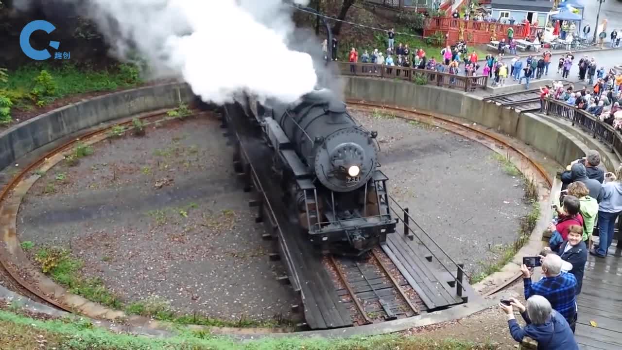 火车没有方向盘到站后是如何调头往回走的