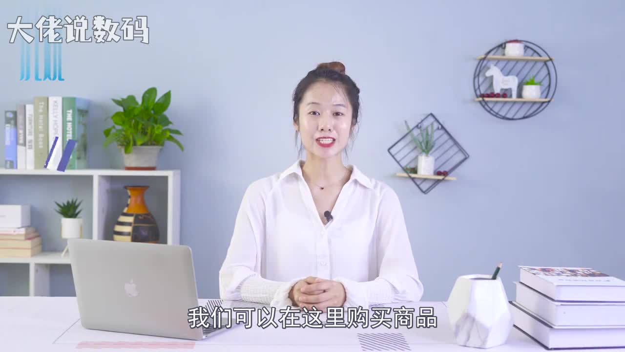 淘宝与天猫的区别首先淘宝网店是任何人都可以开的而天猫商城是需要公司进行注册而且开一个淘宝店不需要缴纳什么随便一个人就可以开而入驻天猫商城则至少需要缴纳一万的保证金当然淘宝店也可以自愿加入消费者保障缴纳保证金天猫里是可以购买运费险的可以无理由退货也可以理赔而淘宝网就没有所以天猫是一个商场而淘宝就好像一个集市