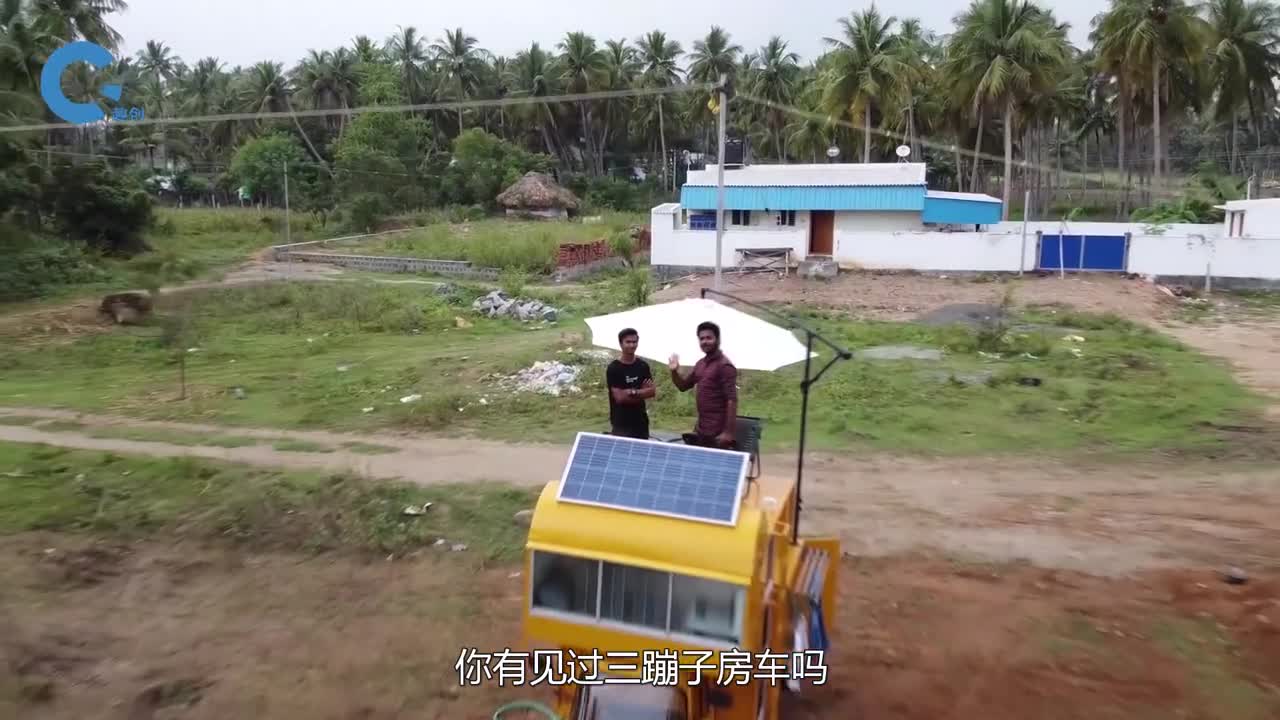 小哥将三蹦子改装成房车衣食住行一应俱全开到哪就睡到哪