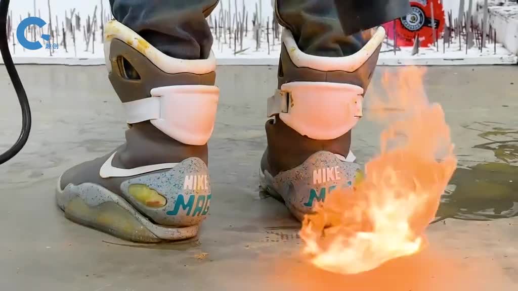 售价30万的鞋能有多结实经历高温烘烤和碾压最后还值多少钱