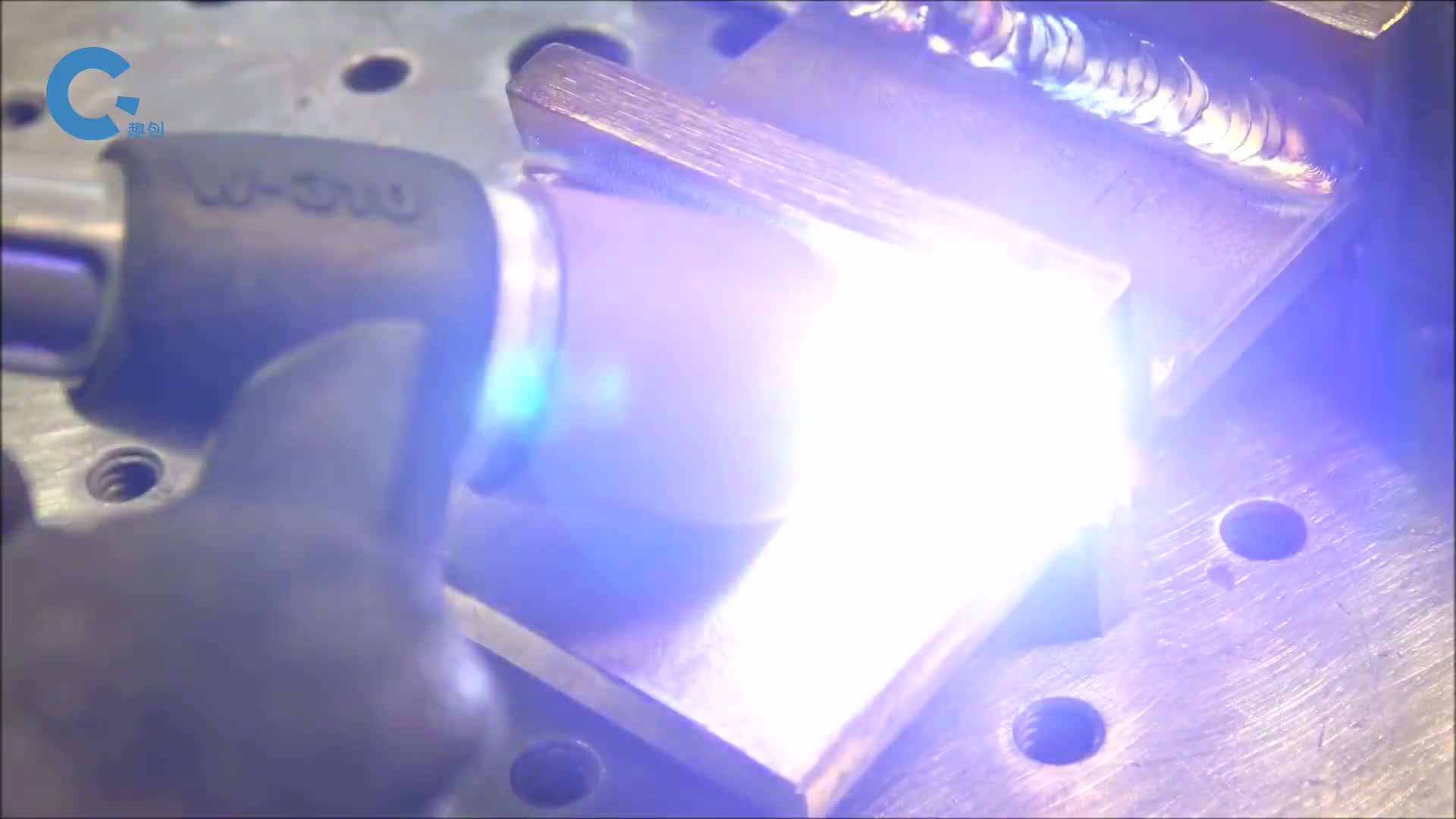 电焊届的技术天花板鱼鳞焊难在哪里