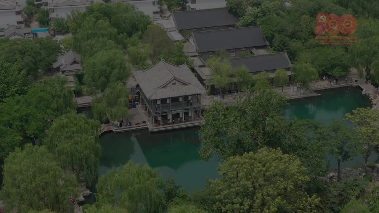 6月18日由山东省文化和旅游厅录制的唱支山歌给党听快闪歌曲正式上线为中国共产党百年华诞献上最真挚的祝福