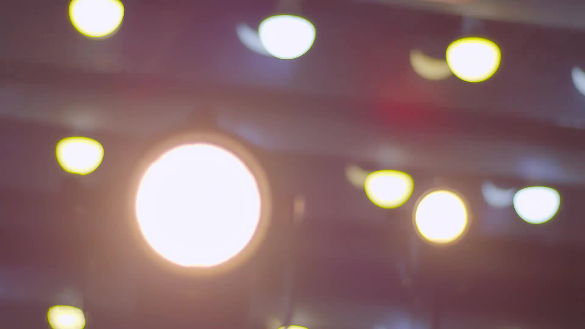 好客山东UP非遗巡游记东柳新传戏韵新声一位00后京剧女演员探访山东柳子戏的发源地挖掘非物质文化遗产背后的故事感受柳子戏独特韵味传承非遗文化精髓