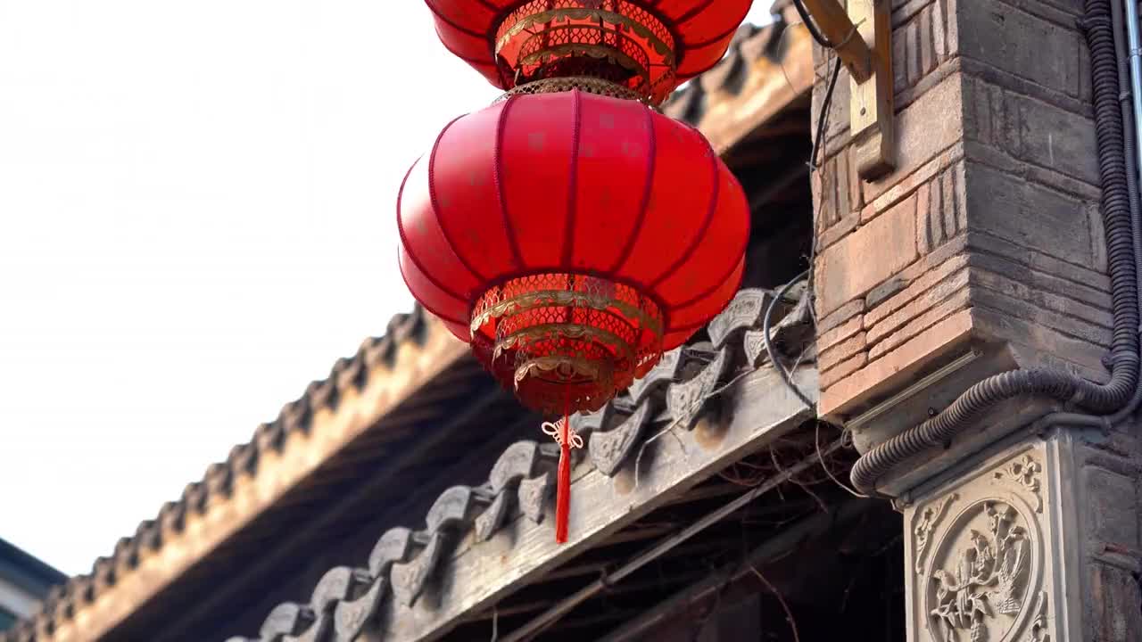 二月二龙抬头抬起一年好兆头春龙抬头鸿运当头祝你前途光明有奔头风调雨顺福长久生活更上一层楼