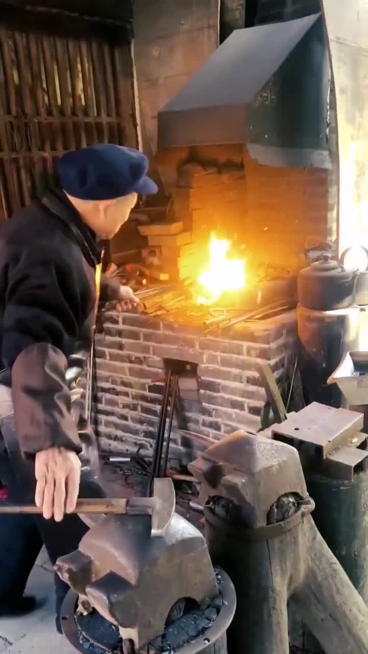 举双手双脚支持这位80后老师傅抖音小助手