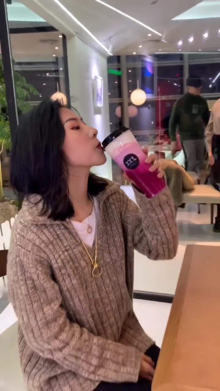 中国有个省叫山东省山东的姑娘很痴情山东的男生很顾家是山东的支持一下吧