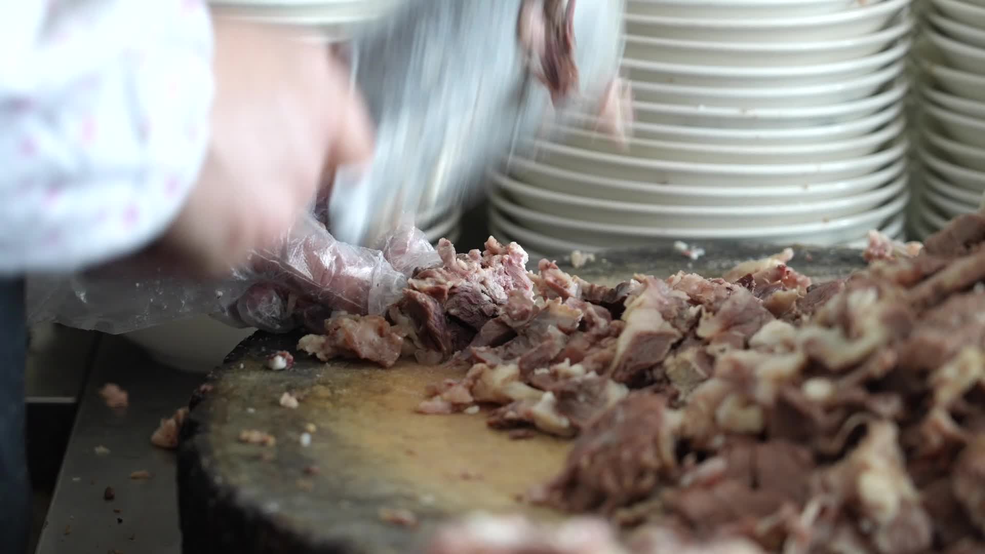 好客山东新风味之一城一美食主题直播活动走进日照品莒县羊汤游莒国古城