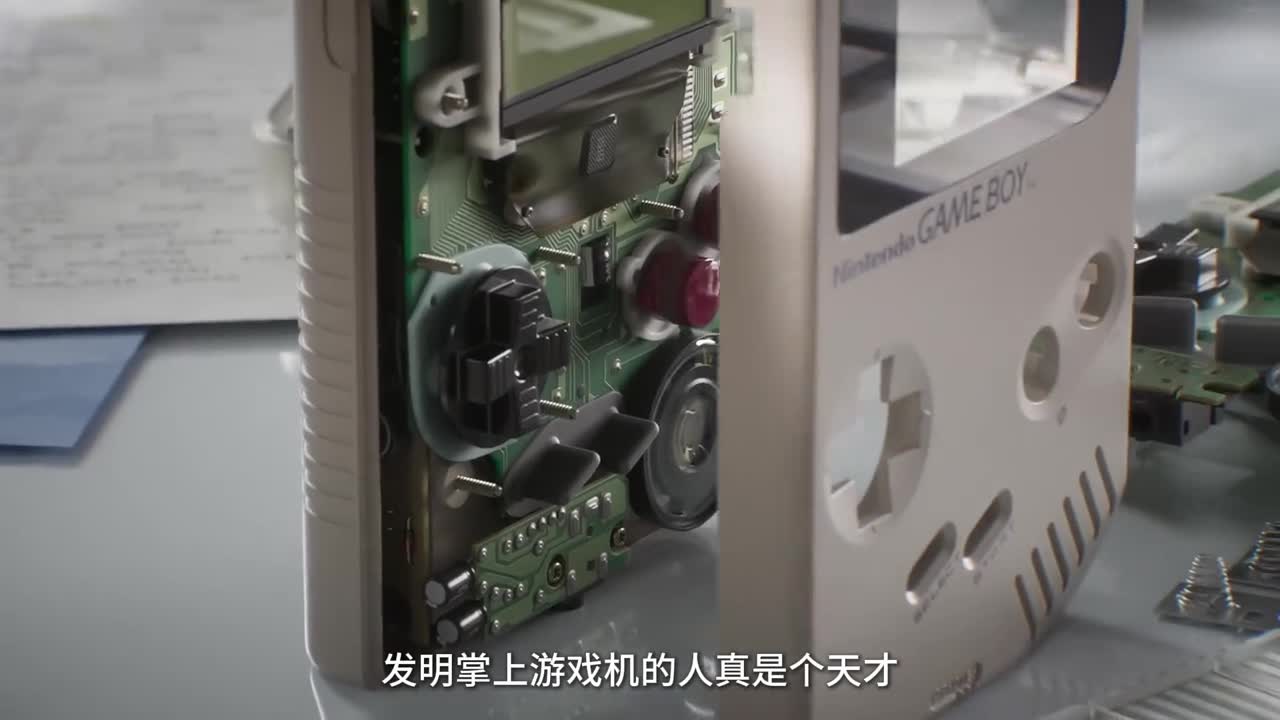3分钟带你看懂掌上游戏机的工作原理发明掌上游戏机的人真是个天才它的出现改变了8090后的童年