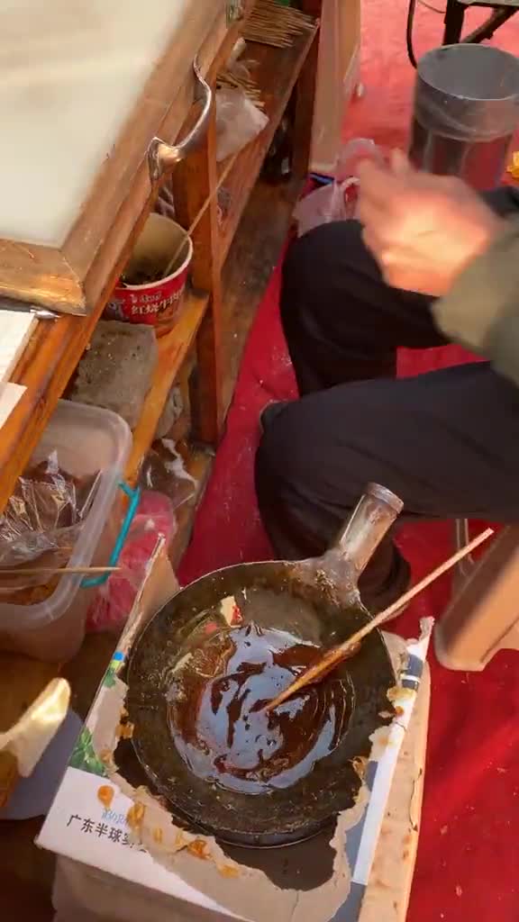 上次谁要小猪佩奇来着我让人给做了一个