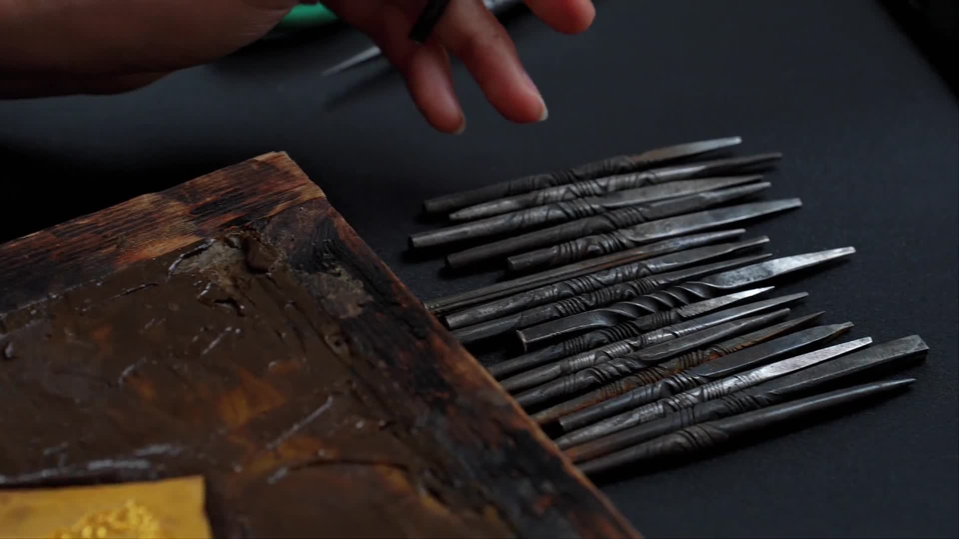 指尖传承看临清冯氏金银细工制作技艺大放光彩