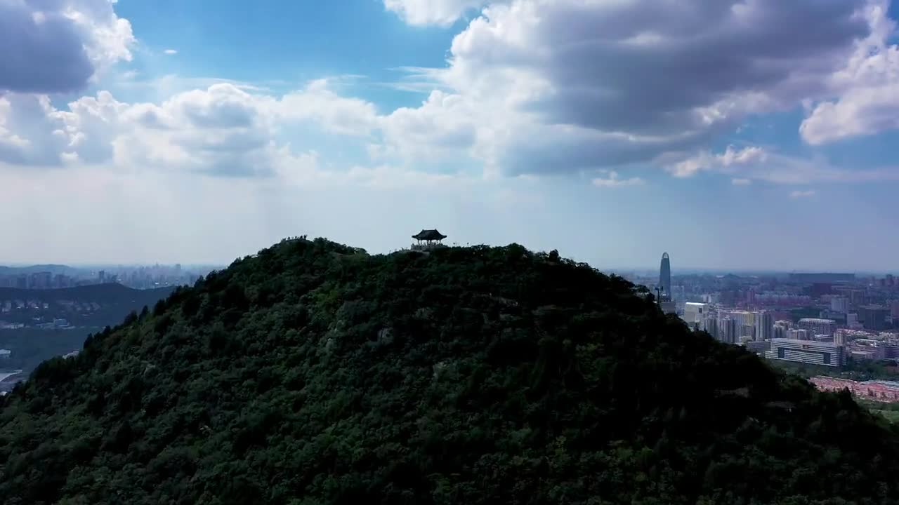 想把济南的云送给可爱的你