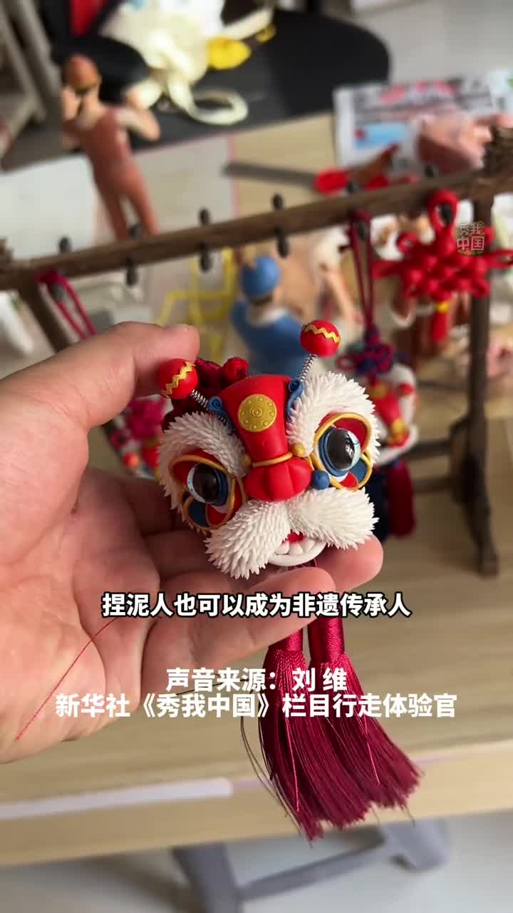 曹县出圈背后的文化密码是什么江米人艺术一种源自远古的面塑艺术经过时间的沉淀从单一的动物造型发展到包含人物花鸟虫鱼等多样形态曹县汉服展现了千年不变的匠心传承创新发展我想这就是曹县出圈背后的文化密码