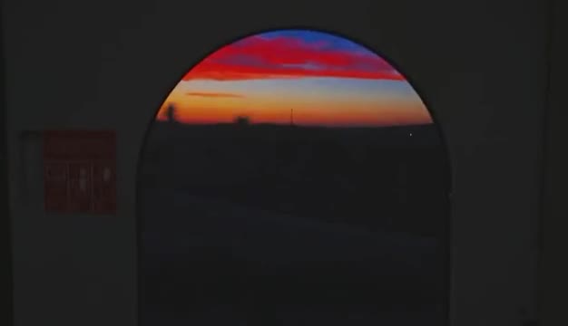 昨天暴雨过后的山东傍晚大片的火烧云超级震撼简直美爆了