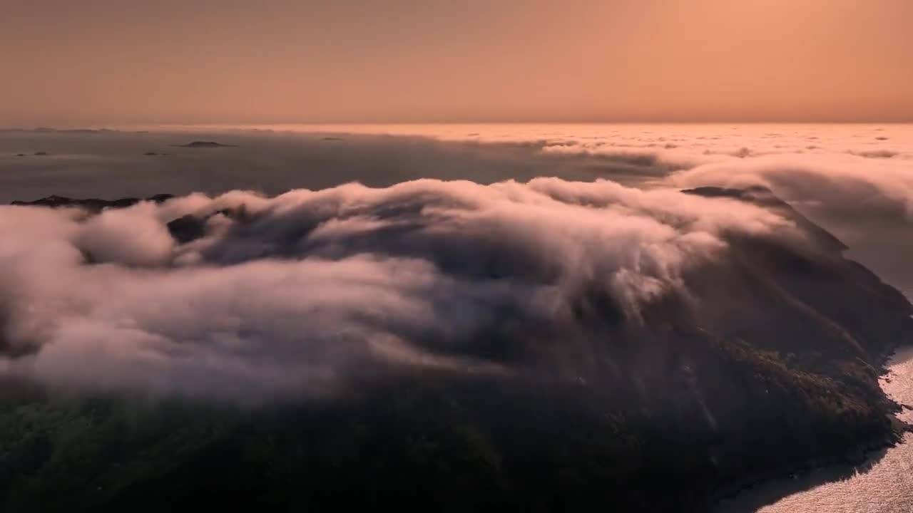 海上仙山崂山云雾缥缈似梦如幻的景致宛如人间仙境令人心驰神往