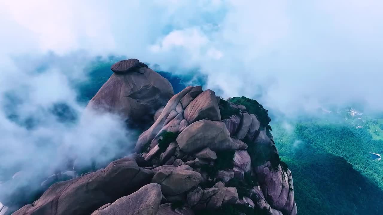 探寻安徽天柱山见证苏东坡与王安石的文坛佳话千年古洞六言诗韵流传山水人文之美陶冶心灵