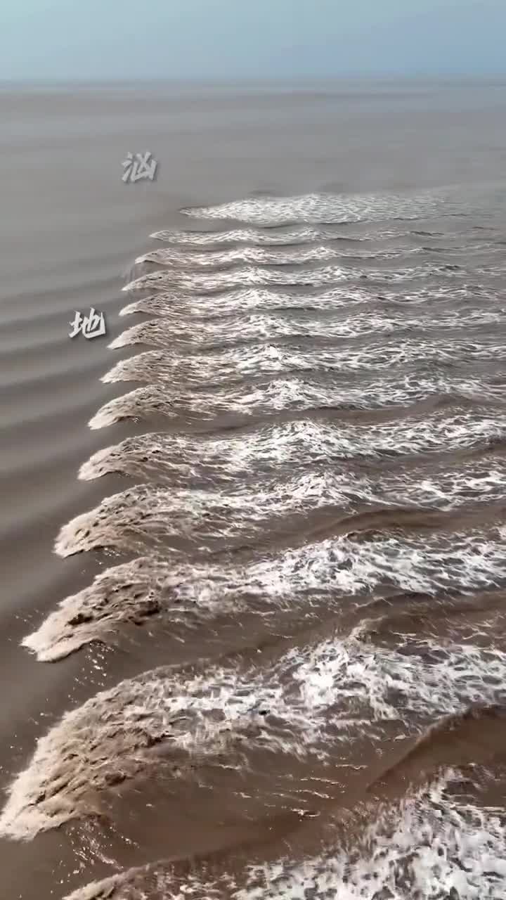 怒声汹汹势悠悠罗刹江边地欲浮一起随摄影世界观钱塘江的波澜韵律