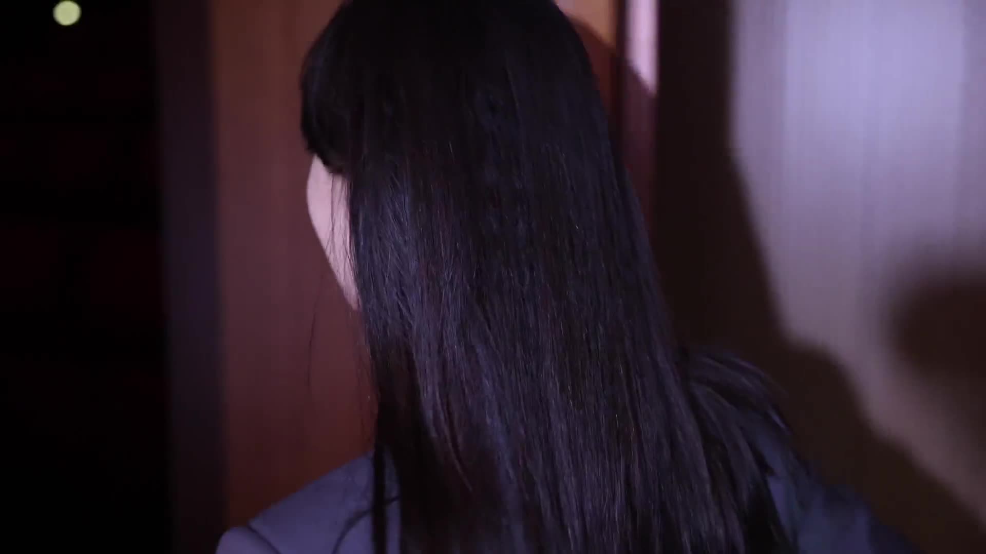 扬帆者第二期30分钟完整版我专访了北京人艺院长冯远征在剧场冯远征老师向我展现了他演员之外更多元的角色他的艺术生涯有了更多维度也担负了更大责任视频有点长谢谢小伙伴们的耐心观看