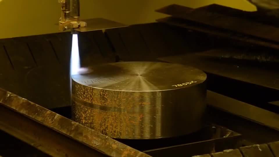 氧切割猛200mm钢块