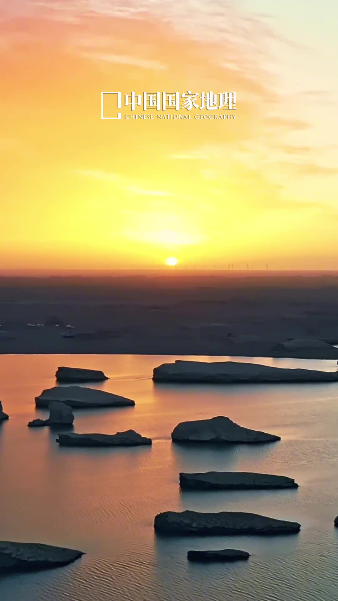 周日愉快愿你卸下疲惫轻松自在今天是2024年12月22日甲辰年十一月二十二星期日慢品生活之味自会感受到其中甘甜周日愉快愿你卸下疲惫轻松自在