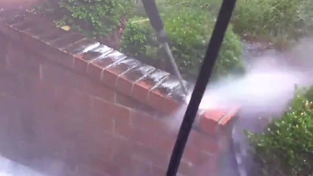 高压水枪清洗看完整个人精神气爽