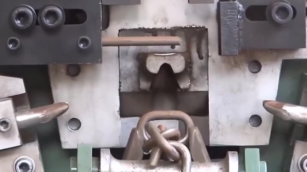 让人眼花缭乱的机械加工大铁链子是这样怼出来的长见识了
