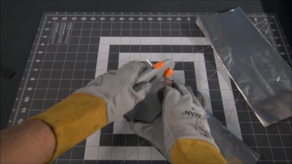 铝箔那么薄怎么焊他用了这个方法算不算高手