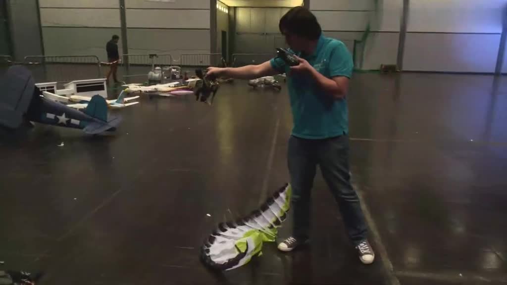 降落伞还能这样飞又刷新我的认知了