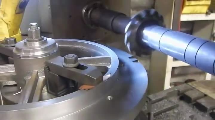 齿轮开齿一场硬碰硬的较量你能看出是往哪边转的吗抖音小助手