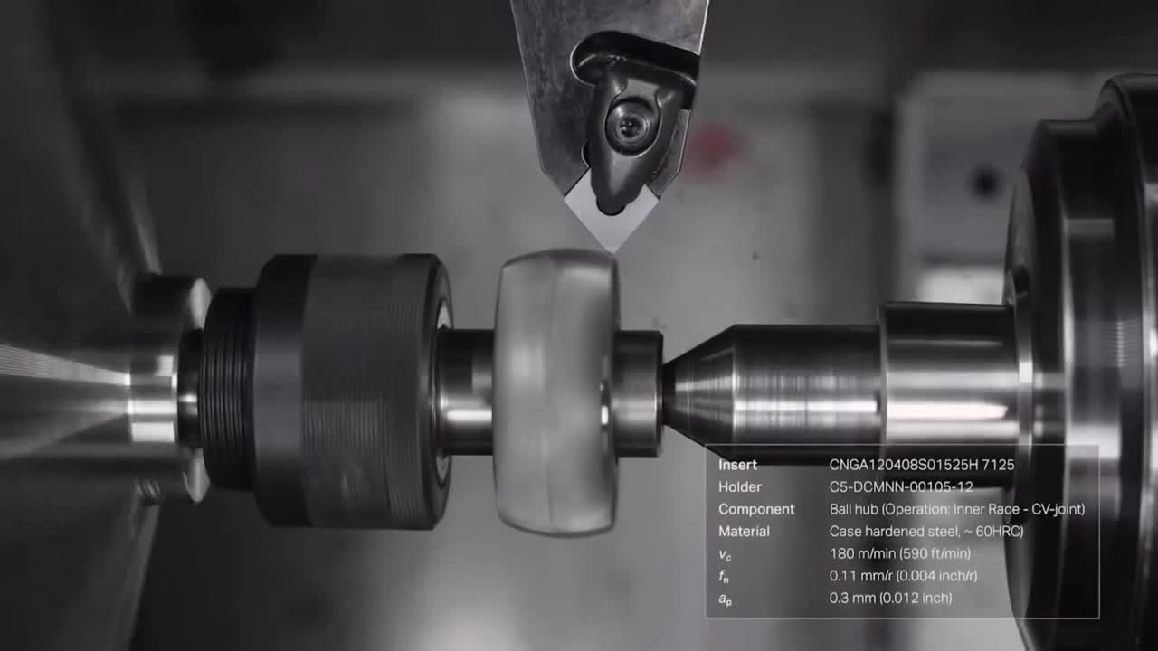 这样的加工方式第一次见真担心把刀头给碰碎了