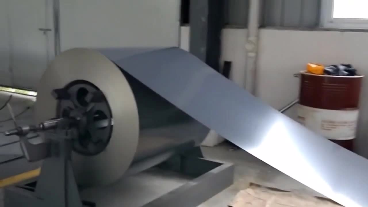 金属瓦制造过程