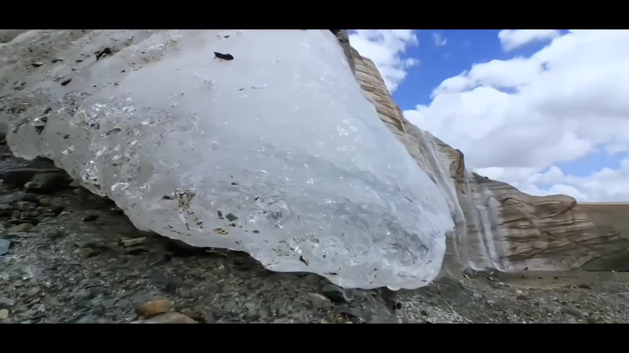 警绣大美长江护航绿色发展