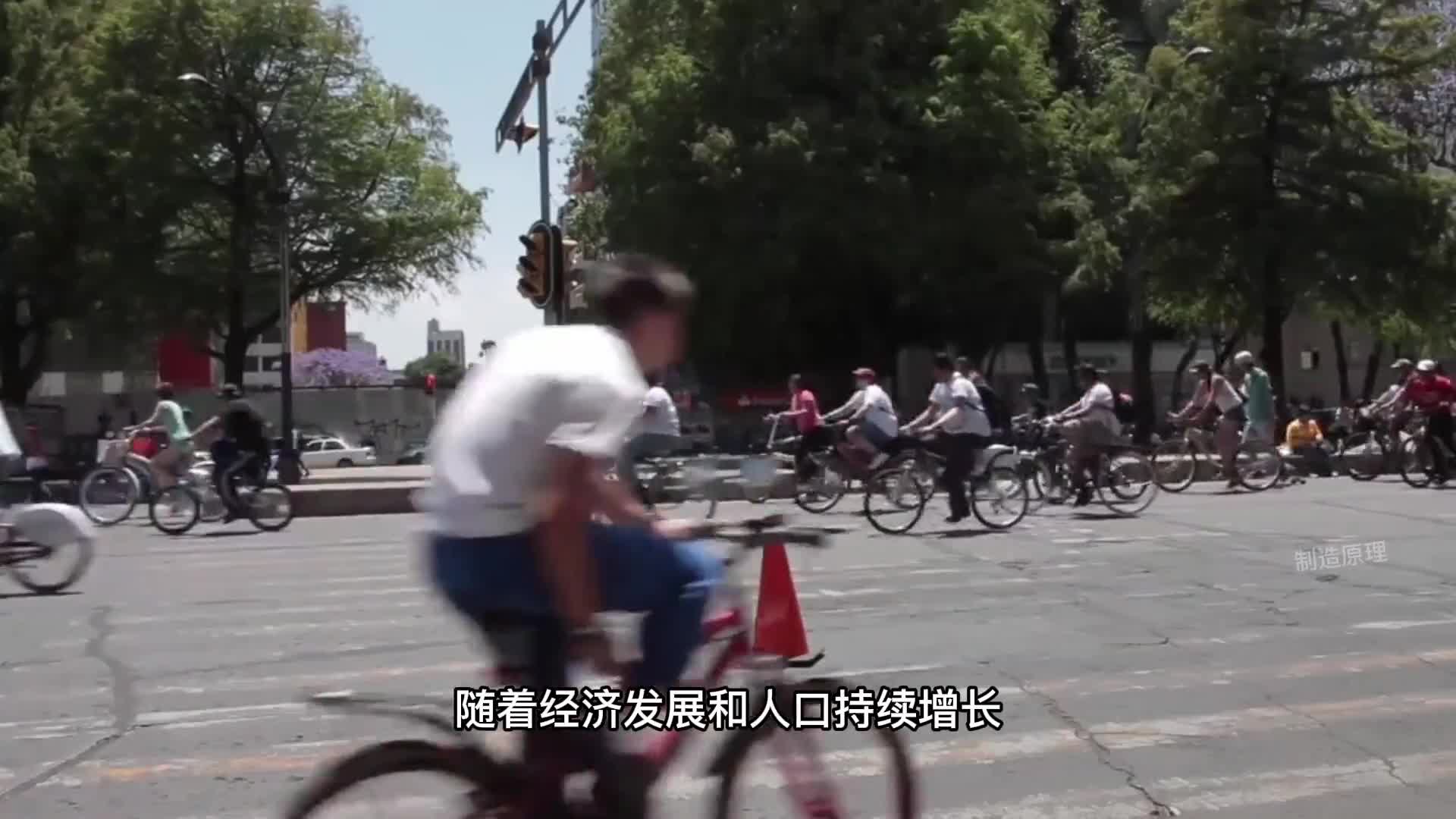 戴森造了一个耳机造型虽然奇葩但是它能净化空气