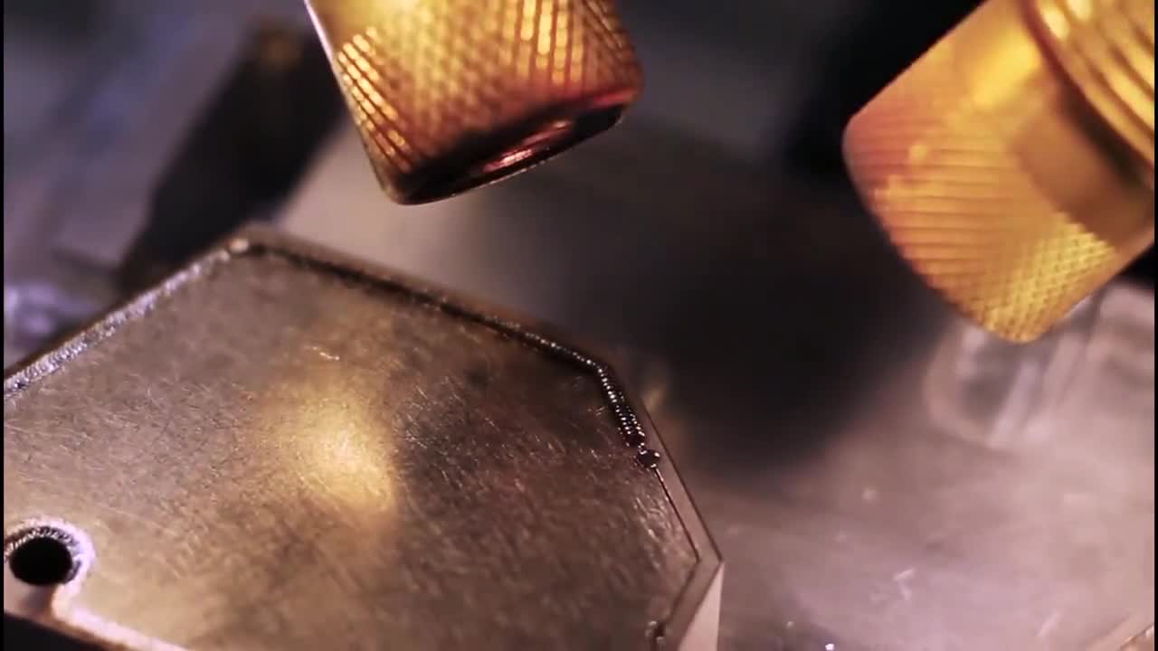 激光焊接你见过吗就是这么神奇抖音小助手