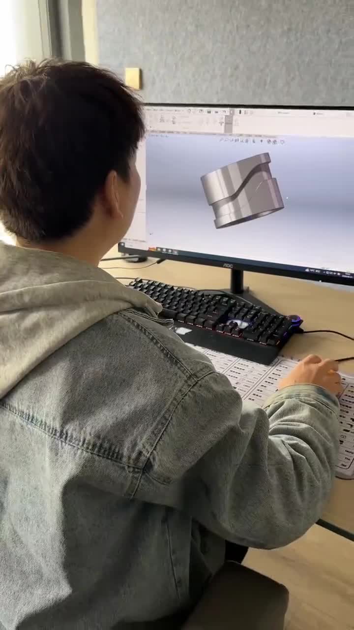 新来的实习生居然不会画圆柱凸轮