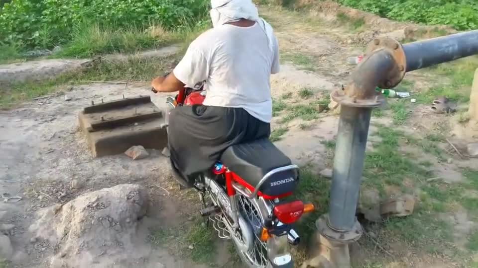 摩托车抽水就是有点废轮胎