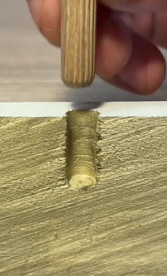 木销这样敲又紧有牢固这就是早期的膨胀螺丝