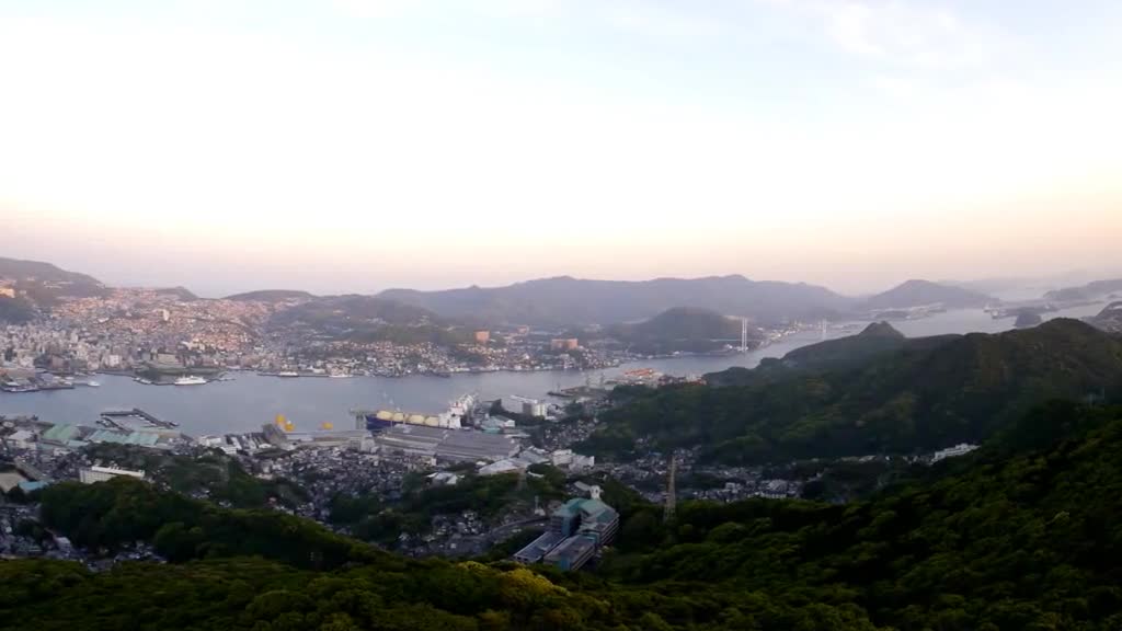 延时拍摄一艘大型游轮的建造过程难得一见的大场面