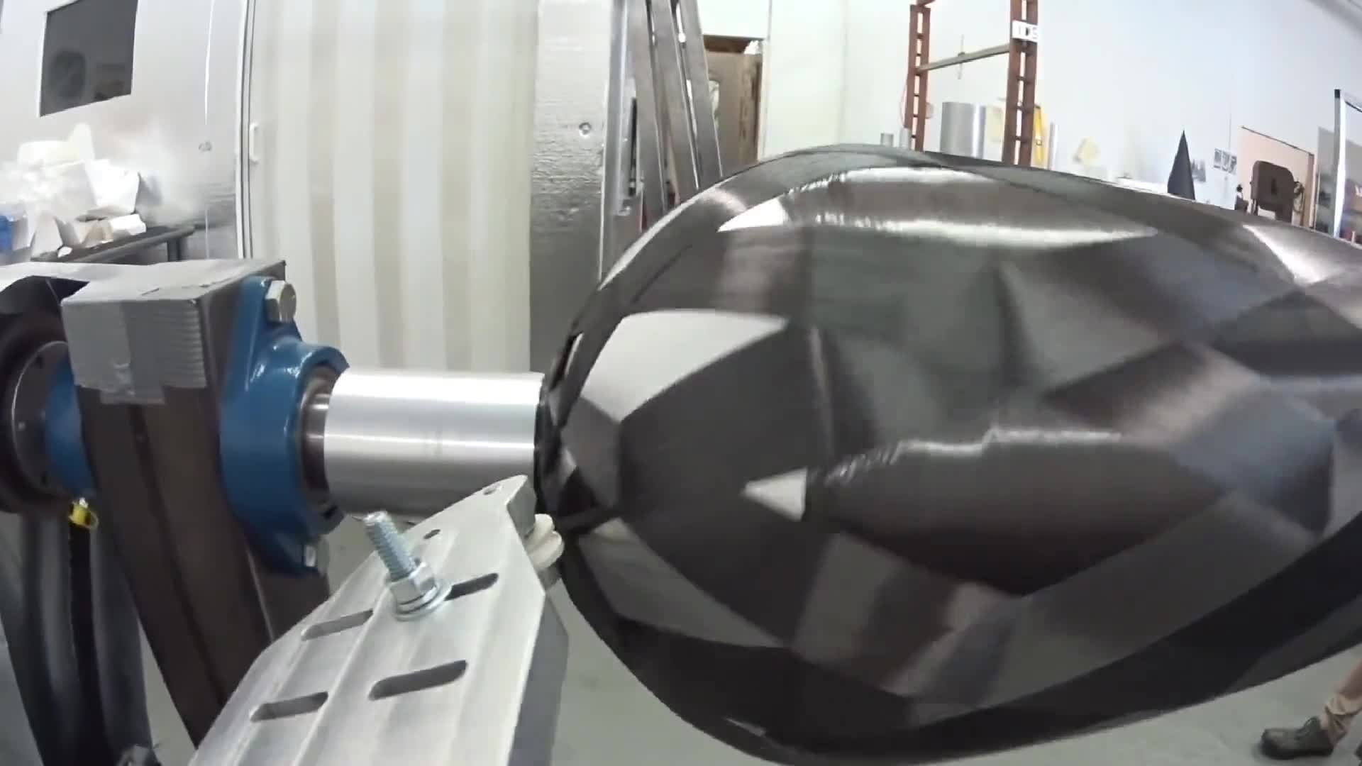 绕着绕着一个罐子出来了有趣的现象发生了缠绕工艺是什么原理