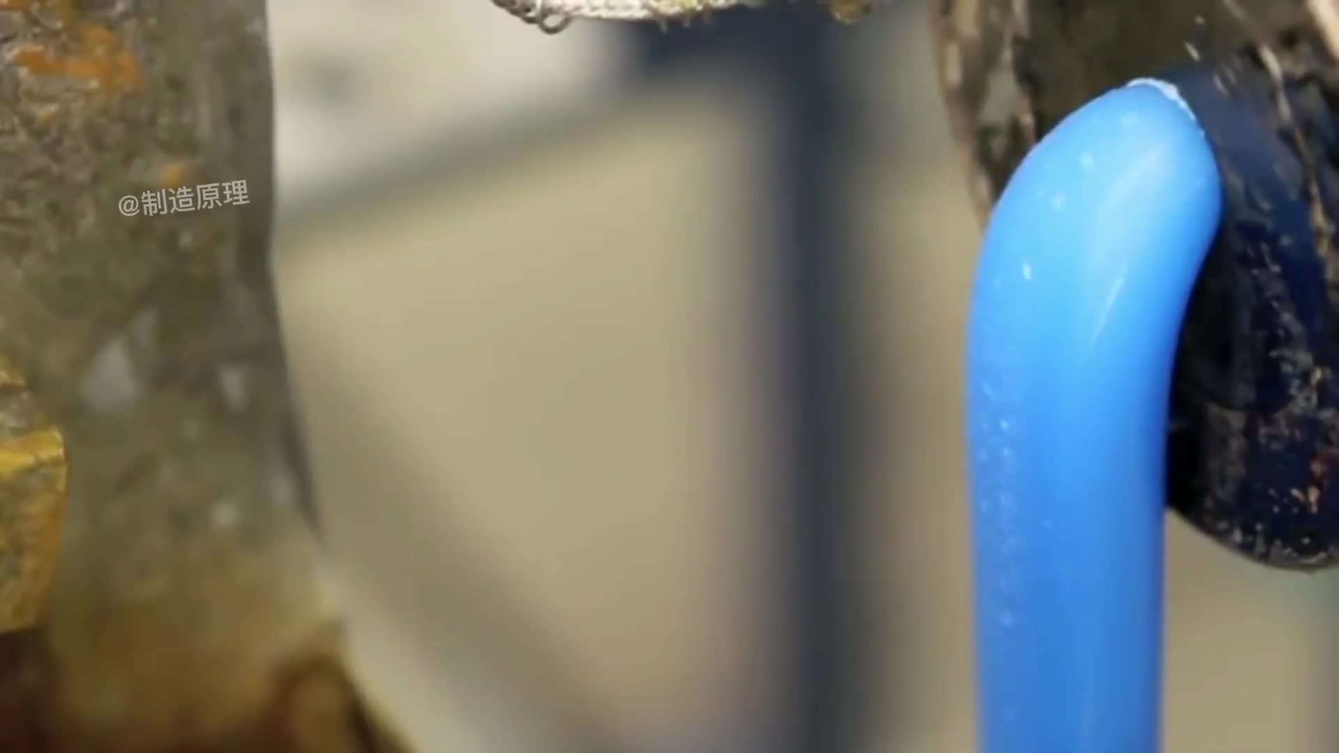 挤注吹揭秘三种塑料加工工艺水管原来就是挤出来的