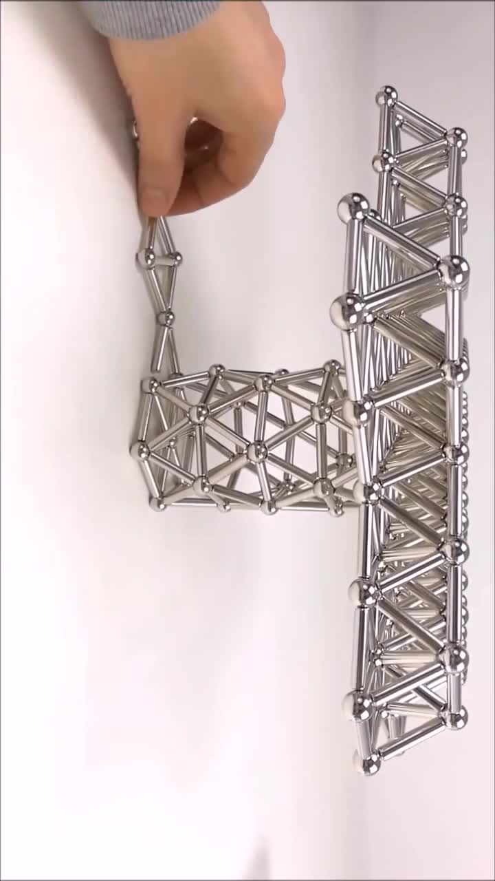 第四个视频了就快大功告成了要是能发一分钟的一次看完就过瘾了只能后面慢慢更新了抖音小助手