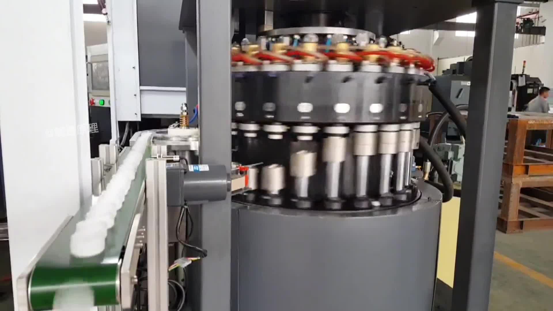 小小塑料瓶盖制造不一般模具跟机关枪一样哒哒哒长见识了