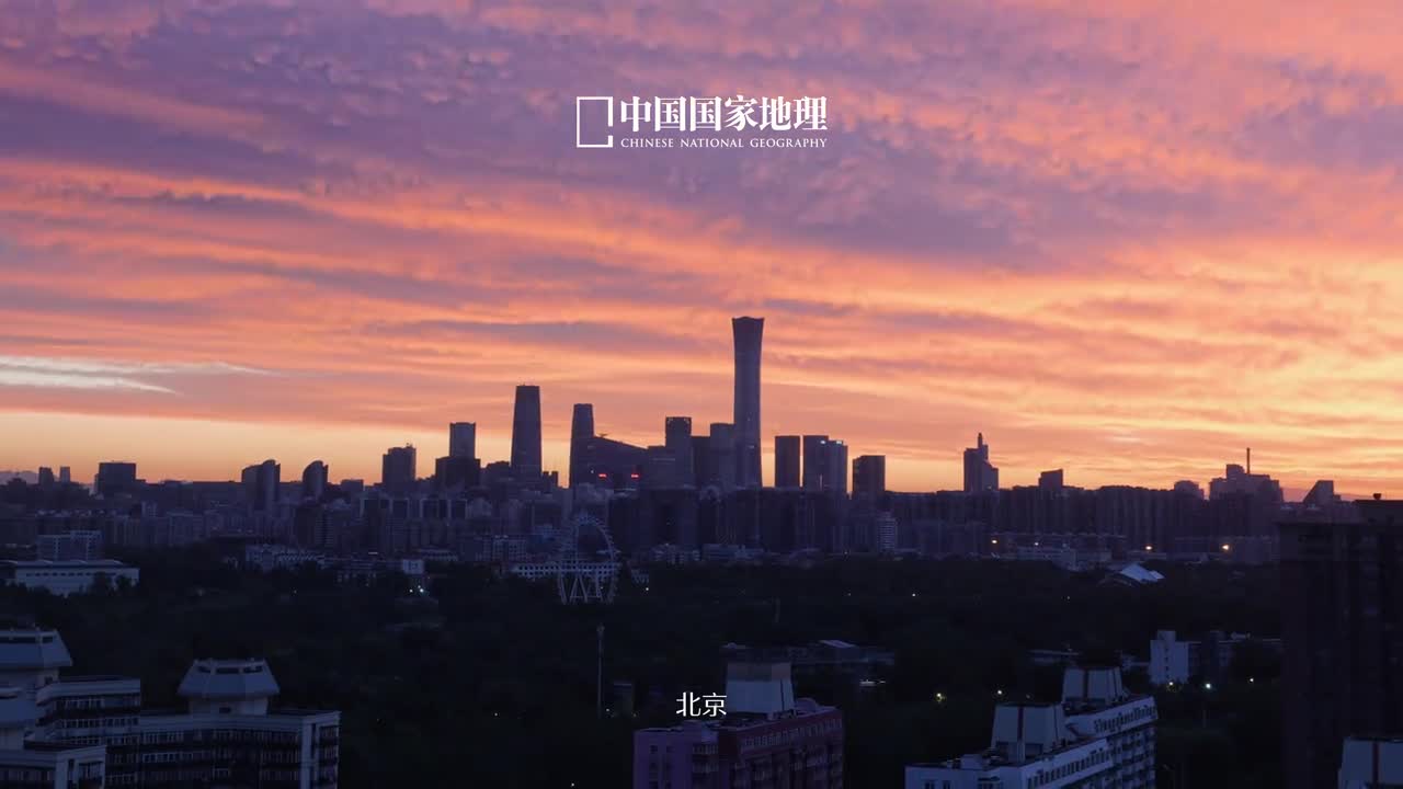 哪座城市是你的梦想繁华的都市高楼林立灯火辉煌寄托着人们对美好生活的向往青年们在城市中挥洒汗水收获成长不被风雨阻挡勇敢追逐梦想今天是五四青年节愿大家有一分热发一分光永远年轻永远热泪盈眶