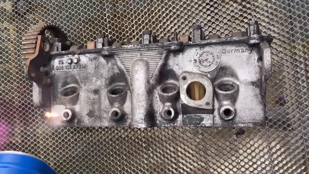 神奇的激光除锈扫一扫锈全没了堪称恢复出厂设置