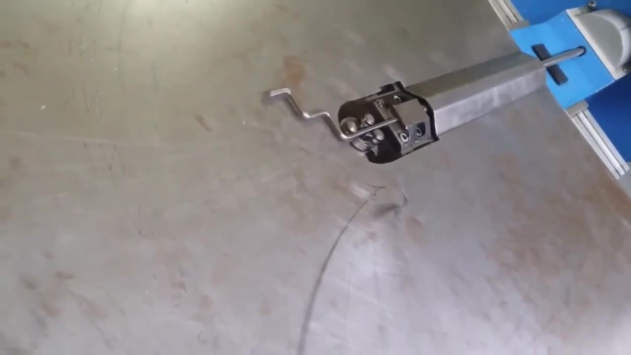 迷你折弯机就是速度有点慢